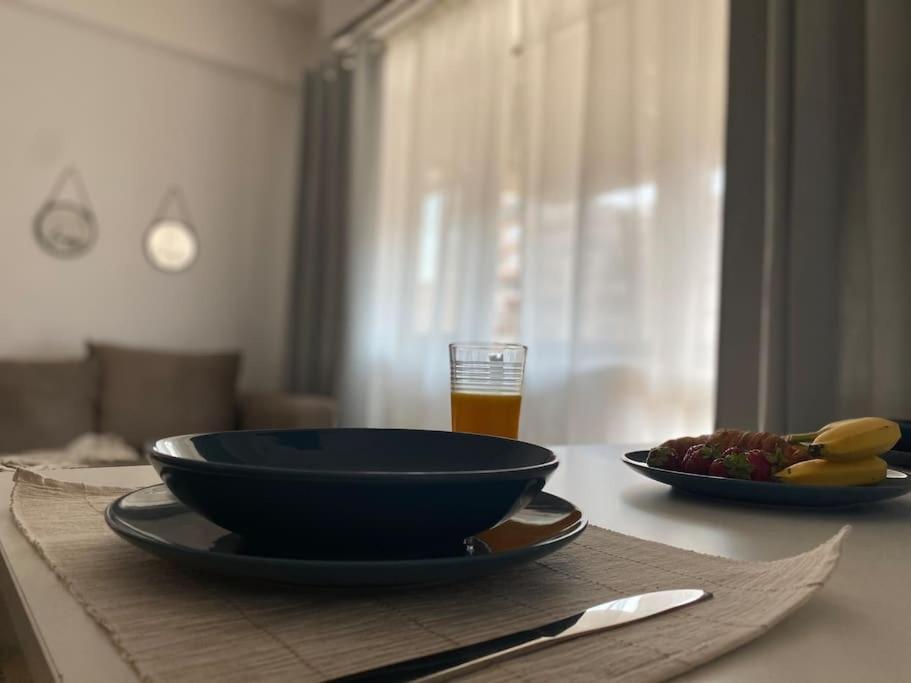 2 Bedroom Apartment With Terrace In City Center Bukares Bagian luar foto